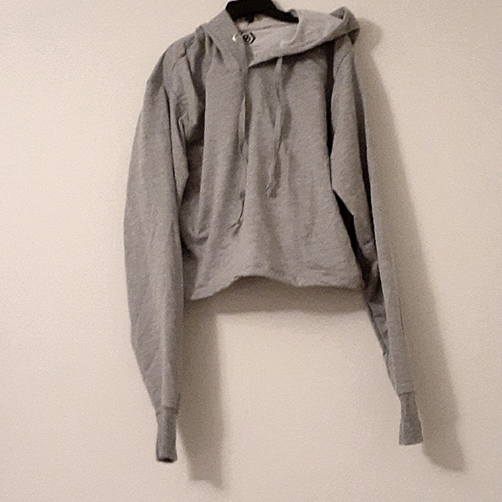 Series 8 grey medium cropped hoodie